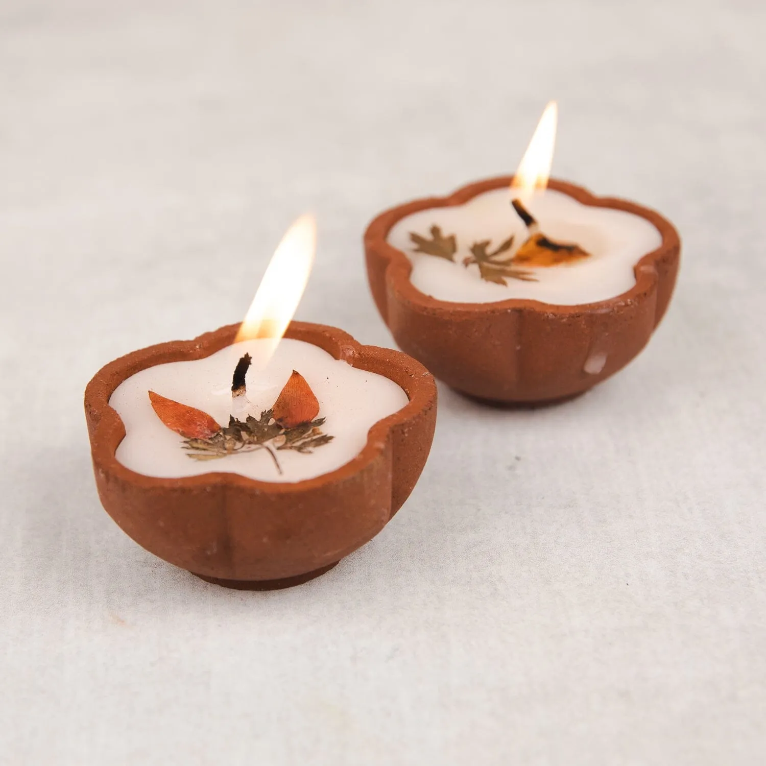 Dried Flower Terracotta Candle Set by Matr Boomie