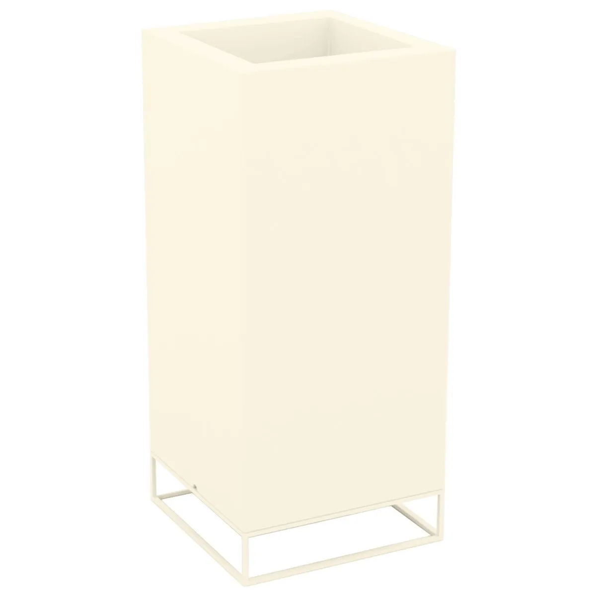 Vela High Cube Planter